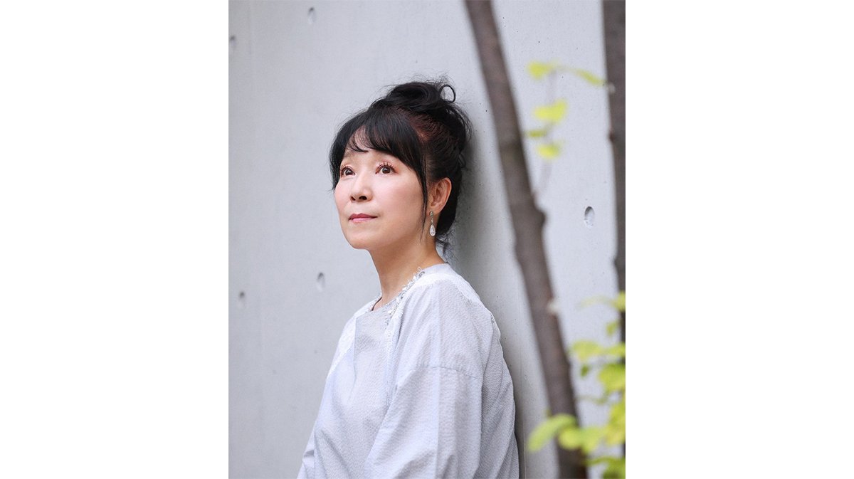 尾崎亜美、CD2枚組『TWIN-SONGs～尾崎亜美作品集』が3月26日に